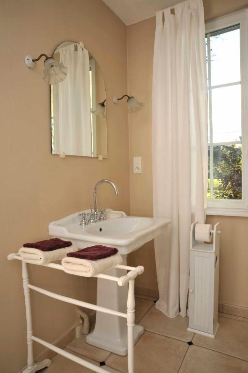 Chambres Et Tables D'Hotes Le Voriou Couddes Oda fotoğraf