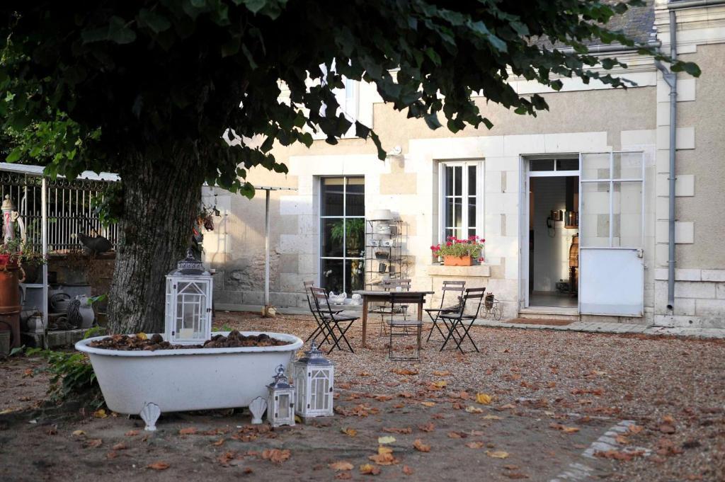 Chambres Et Tables D'Hotes Le Voriou Couddes Dış mekan fotoğraf